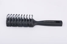 Load image into Gallery viewer, SELOTOKITER Vent Hair Brush, 11 Row Vented Hairbrush for Men and Women, Vent Brushes With Ball Tipped Bristles for Wet Short Curly Straight Hair Blow Drying Quickly(Black)
